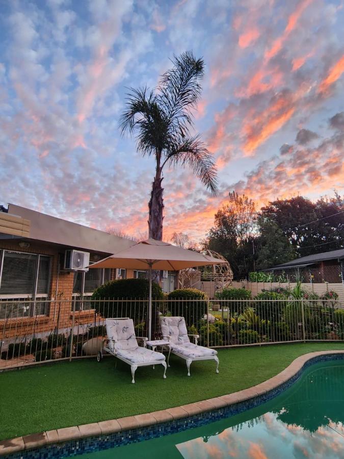 Villa Rose Cottages Bloemfontein Exterior foto